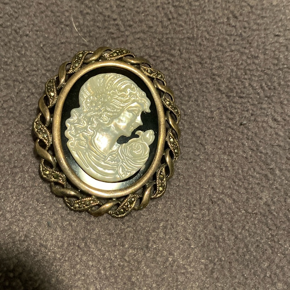 Brooch cameo. Sterling Silver 925